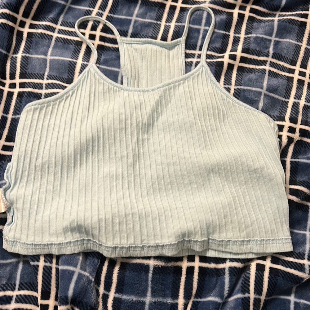 size medium light blue crop top american eagle